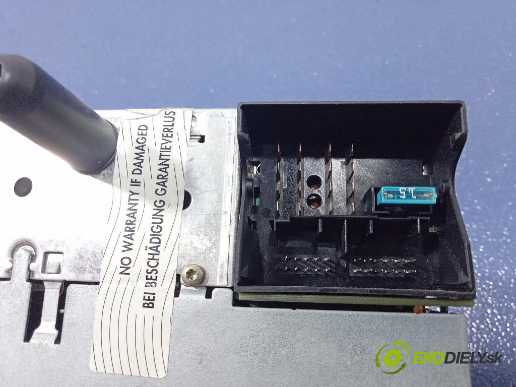 Opel Astra gtc 2005 Radio I Navigácia: 383555646