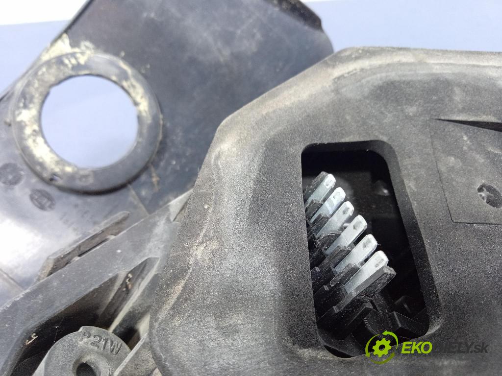 Opel Astra 2005 svetlo / reflektor zad ľavá Vonkajsia: 24451832