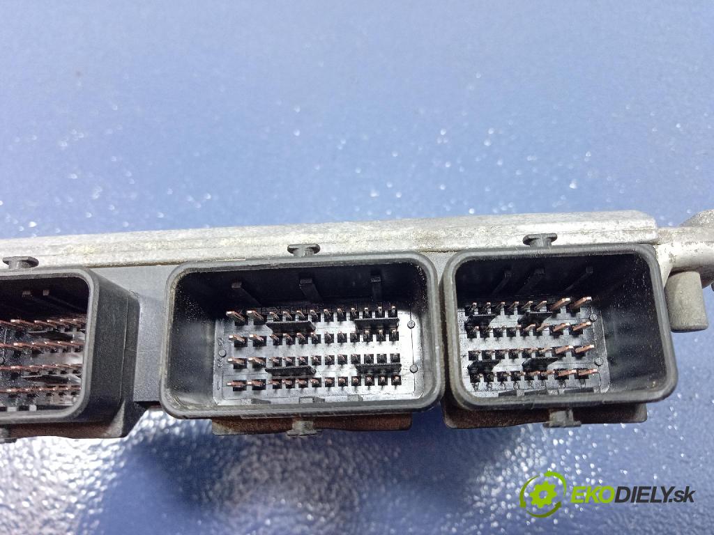 Citroen Xsara picasso 2004 riadiaca jednotka Motor: 9654693280