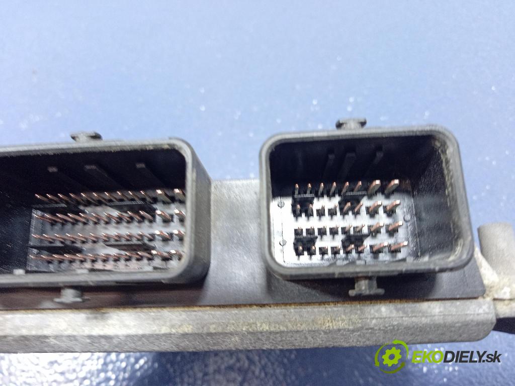 Citroen Xsara picasso 2004 riadiaca jednotka Motor: 9654693280