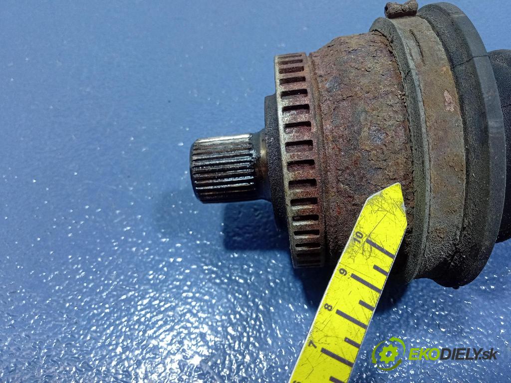 Vw Passat 2003 poloos Prava: zad 8E0501203B