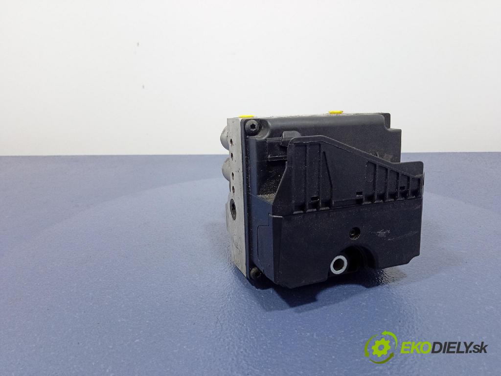 Audi A4 1996 čerpadlo ABS x 8B0614111F