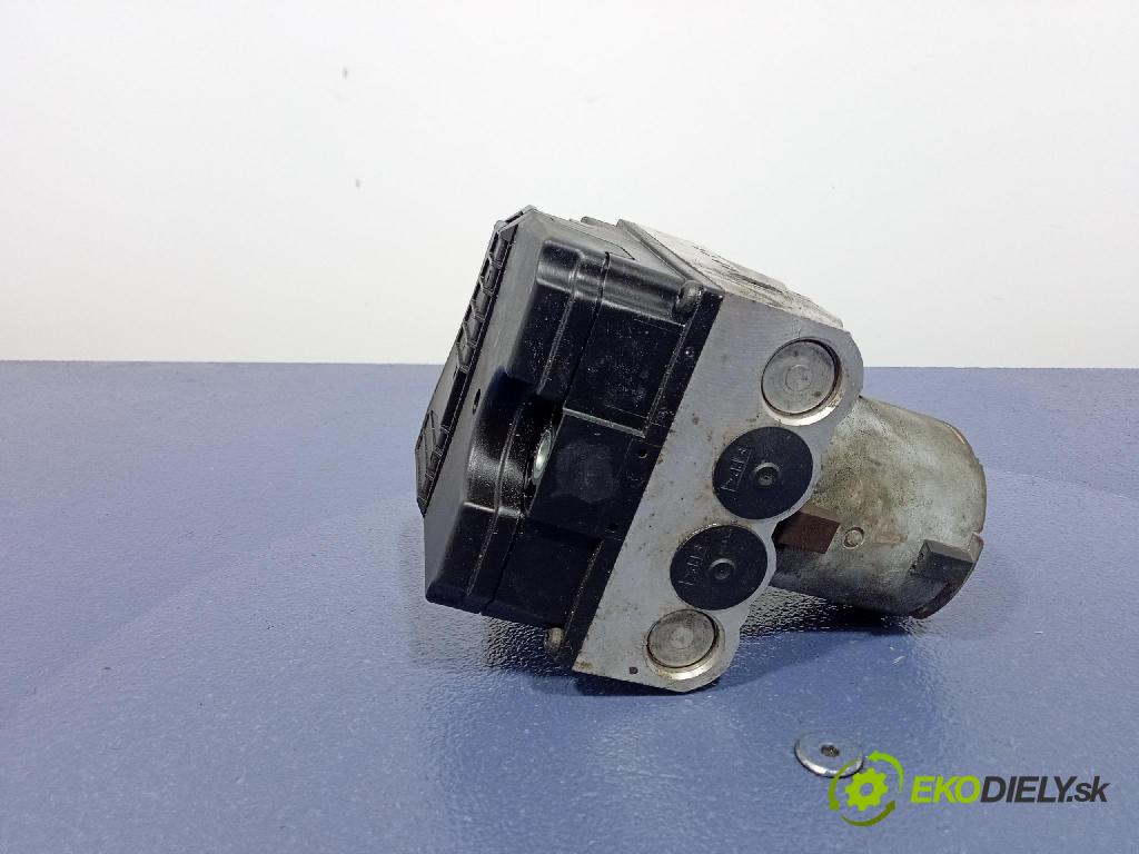 Audi A4 1996 čerpadlo ABS x 8B0614111F
