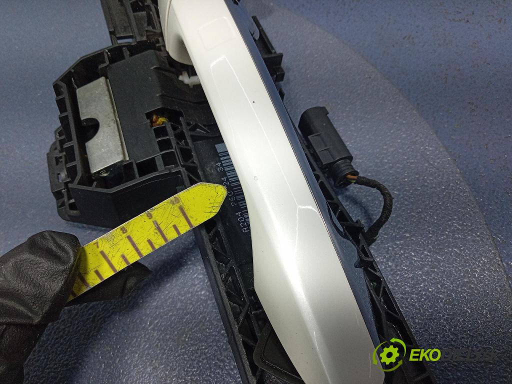 Mercedes E-klasa 2014 rukoväť Predné Prava: A2047602434