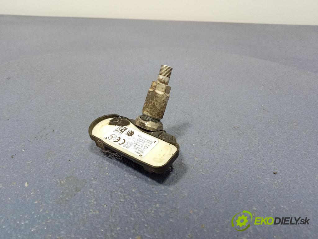 Mercedes E-klasa 2014 snímač Tlak Pneumatiky: A0009050030