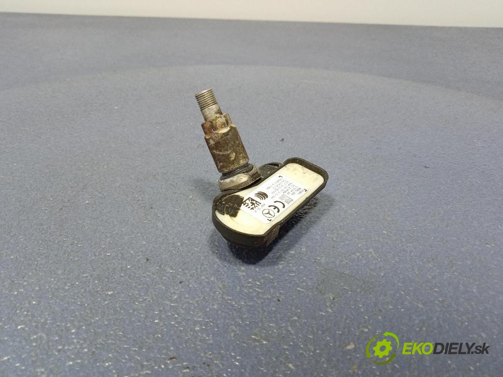 Mercedes E-klasa 2014 snímač Tlak Pneumatiky: A0009050030