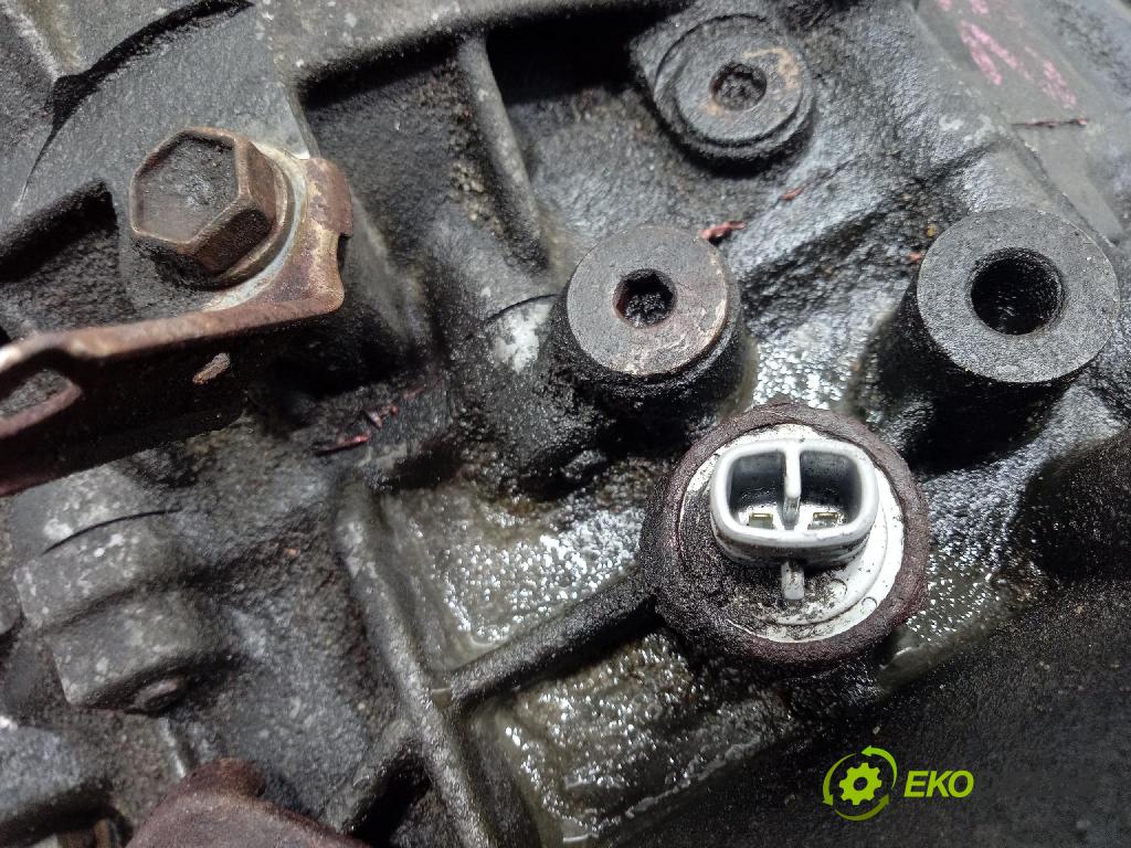 Toyota Corolla 2002 prevodovka Manualna 01