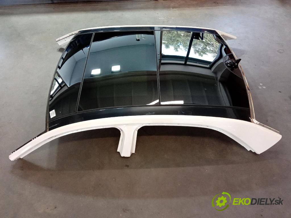 Mercedes E-klasa 2014 Strecha: 01