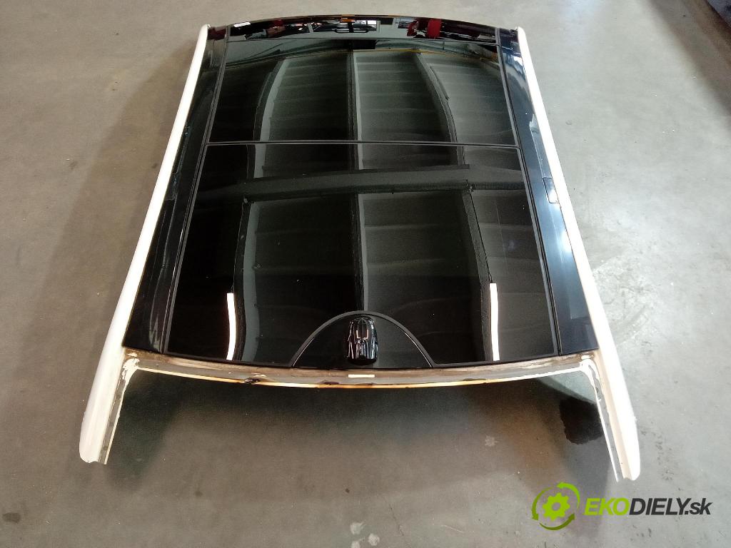 Mercedes E-klasa 2014 Strecha: 01