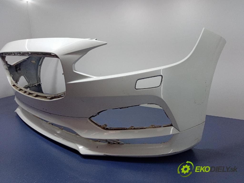 Volvo V90 2016 nárazník před 01