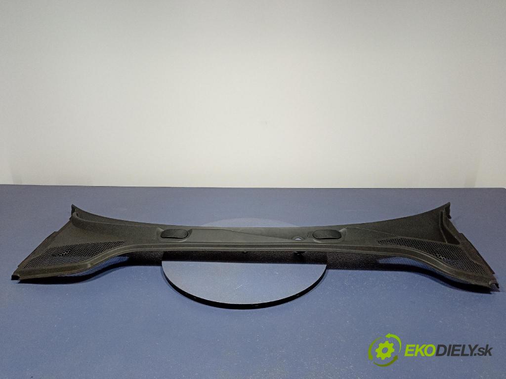 Audi A3 2004 torpédo 8P1819415B