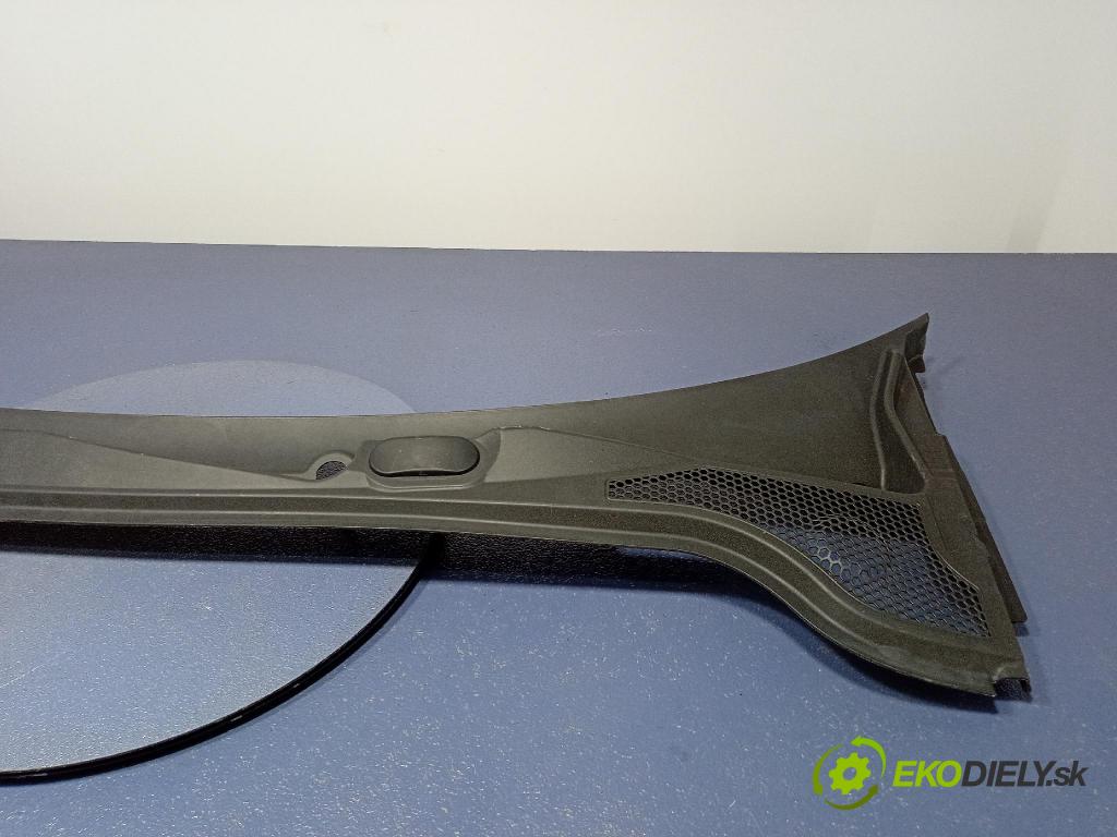 Audi A3 2004 torpédo 8P1819415B