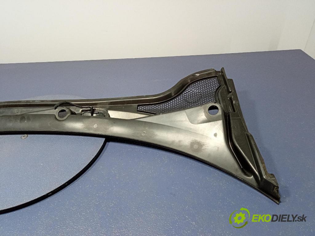 Audi A3 2004 torpédo 8P1819415B