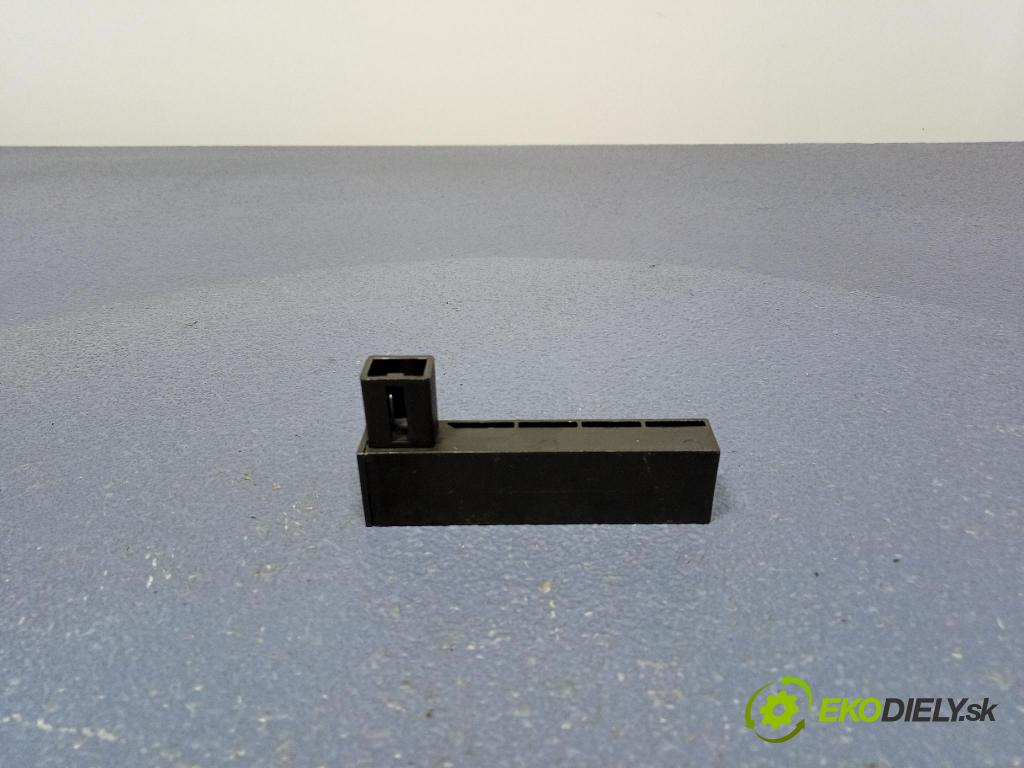 Volvo V90 2016 Zesilovač: / GPS 31346697