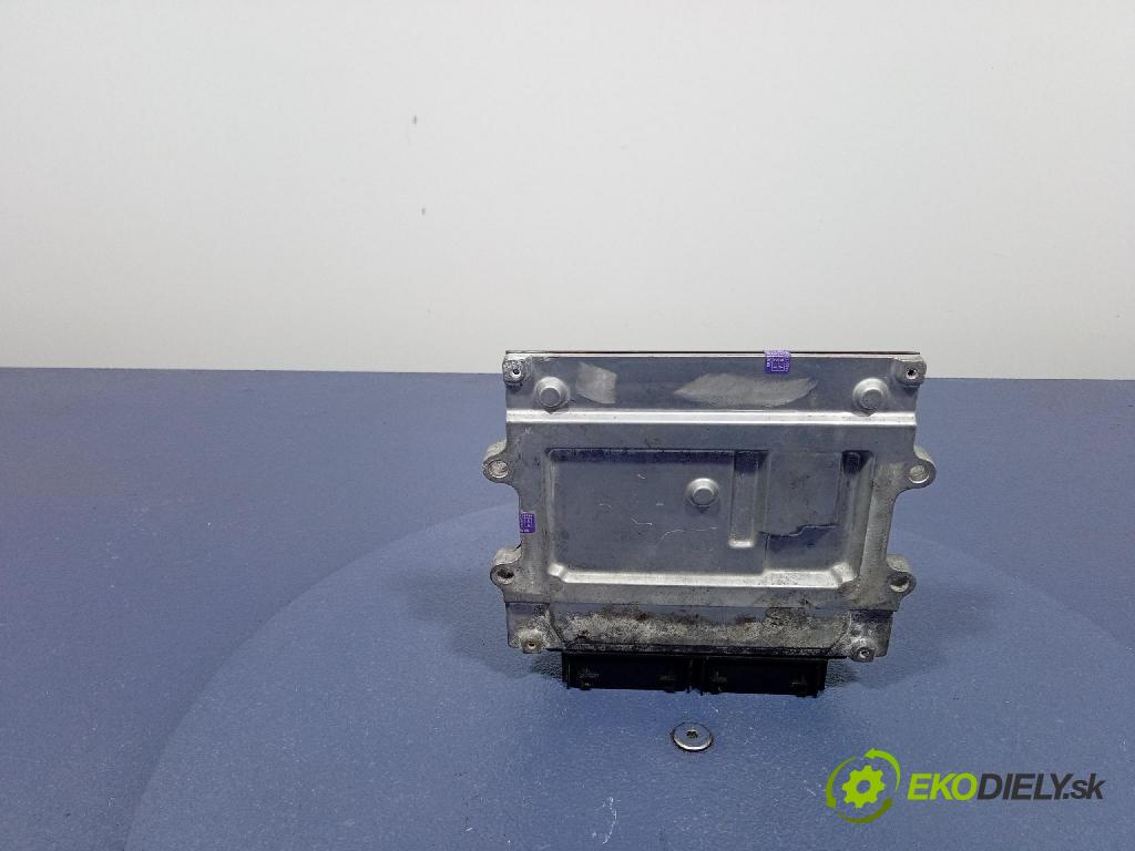 Volvo V90 2016 riadiaca jednotka Motor: 31459914