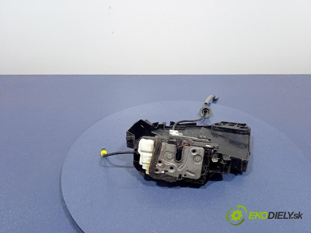 Volvo V90 2016 zámek dveře Zad: Levý: 31349896