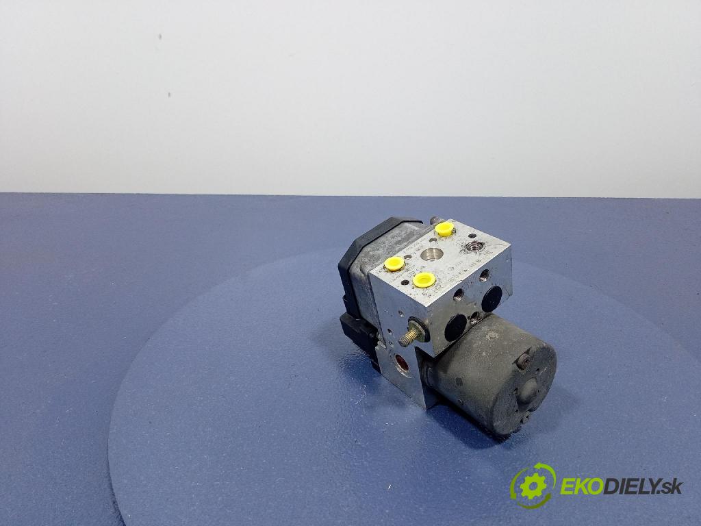 Audi A6 2000 čerpadlo ABS x 8E0614111B