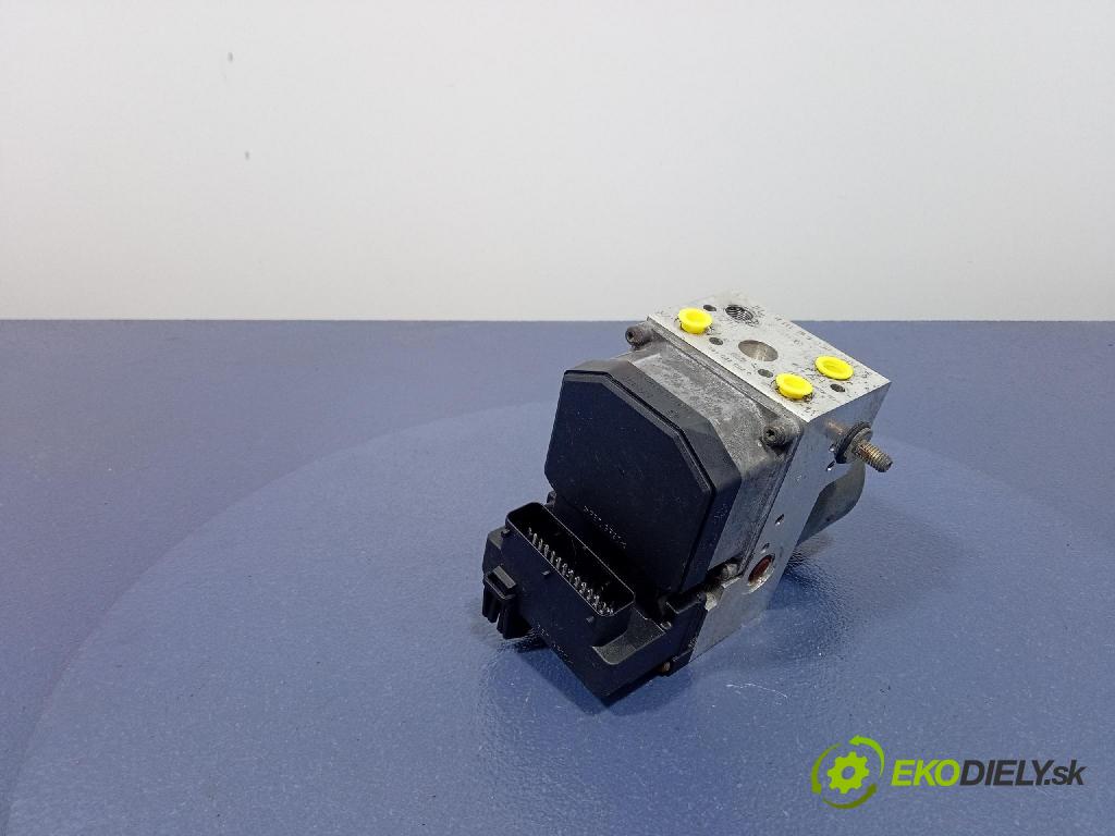 Audi A6 2000 čerpadlo ABS x 8E0614111B