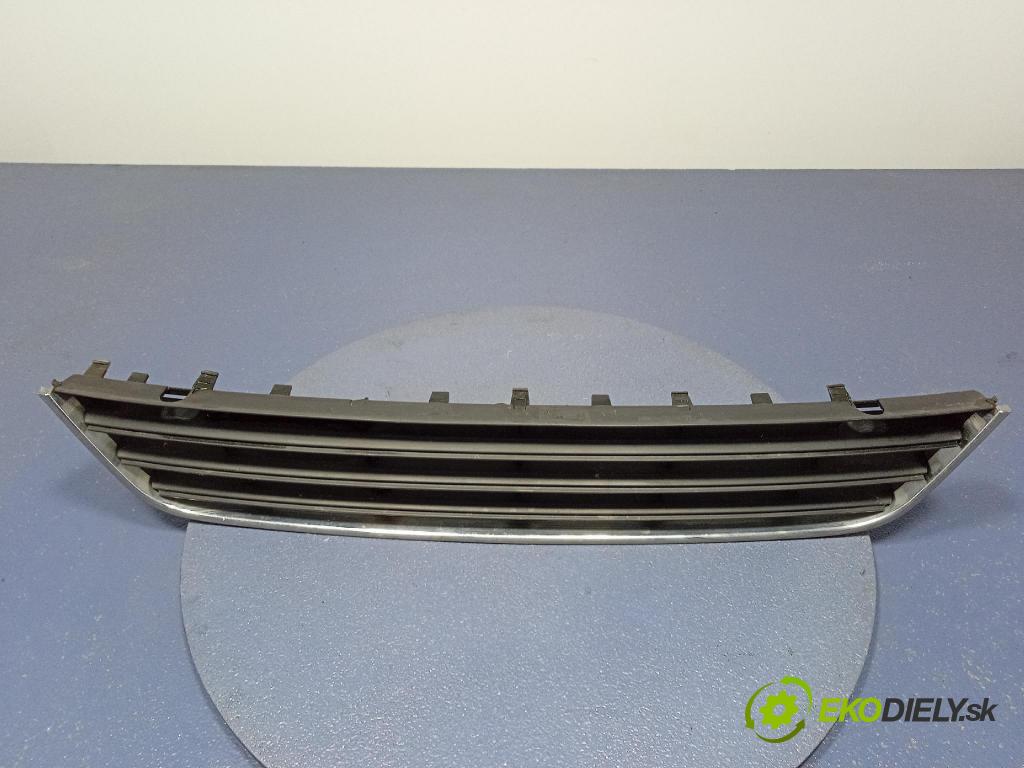 Vw Passat 2006 nárazník před 01