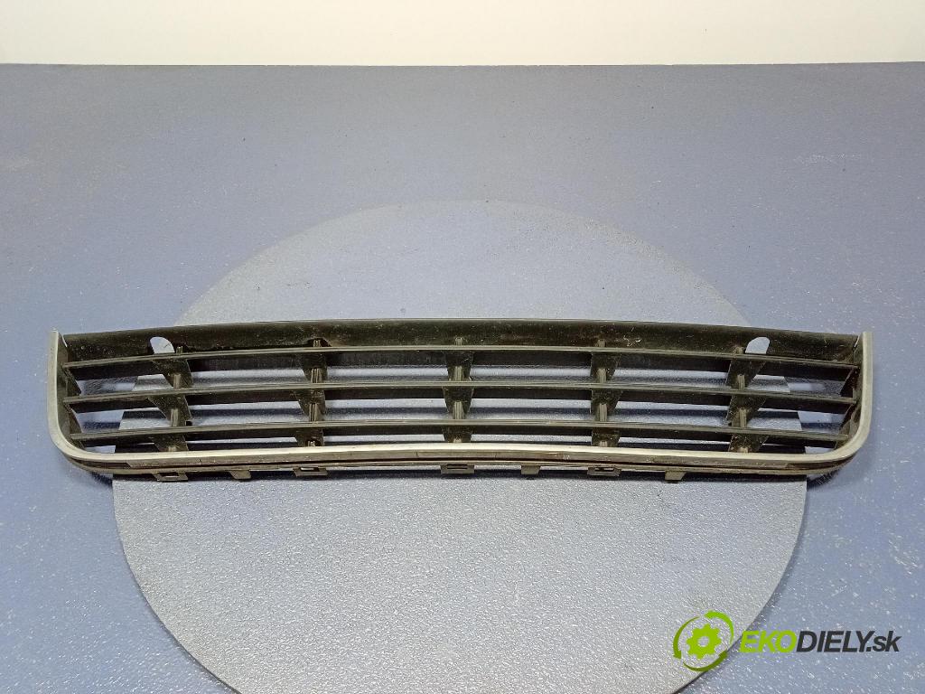Vw Passat 2006 nárazník před 01