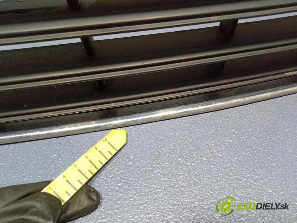 Vw Passat 2006 nárazník před 01