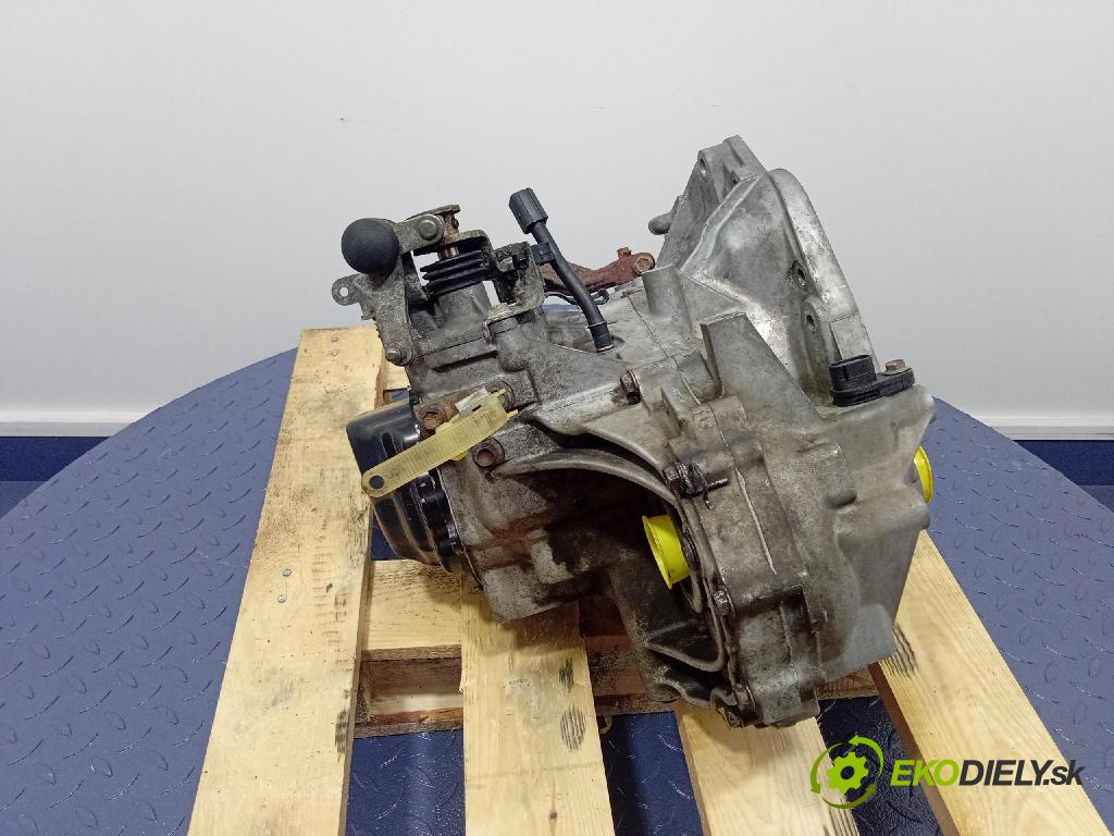 Suzuki Ignis 2004 prevodovka Manualna 01