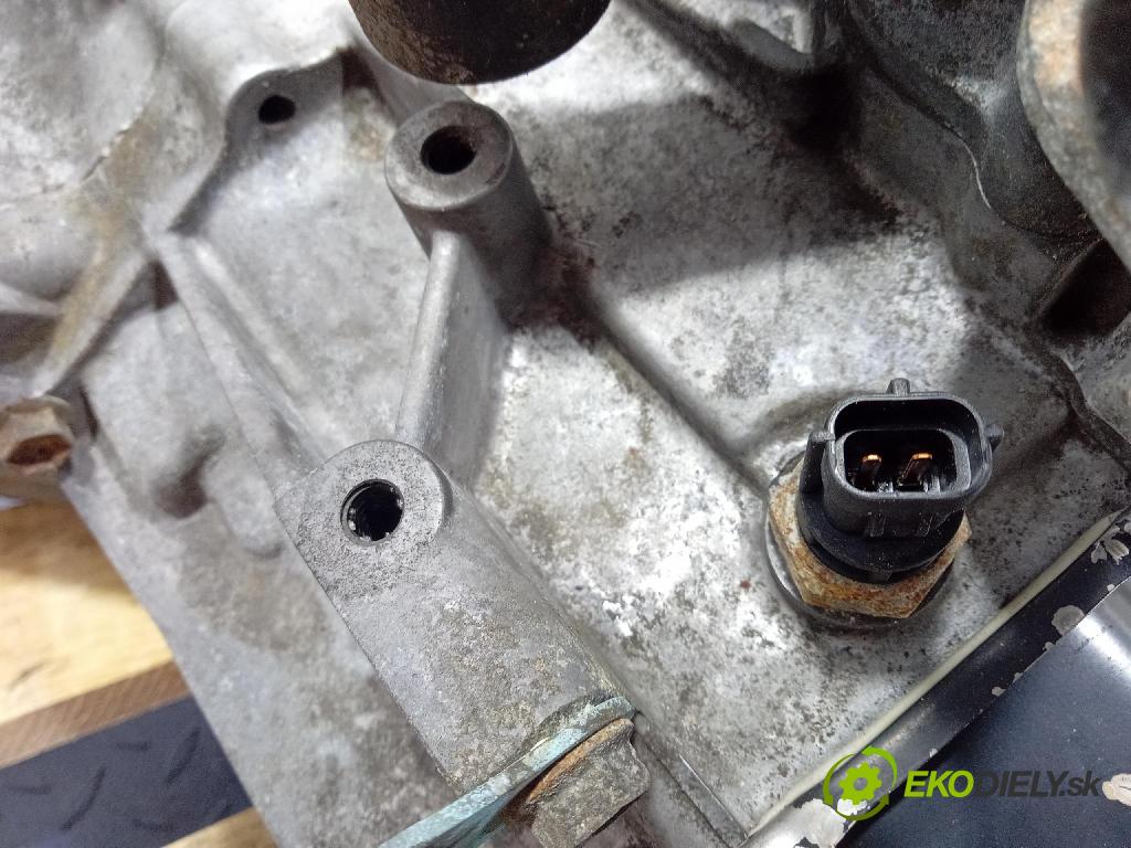 Suzuki Ignis 2004 prevodovka Manualna 01