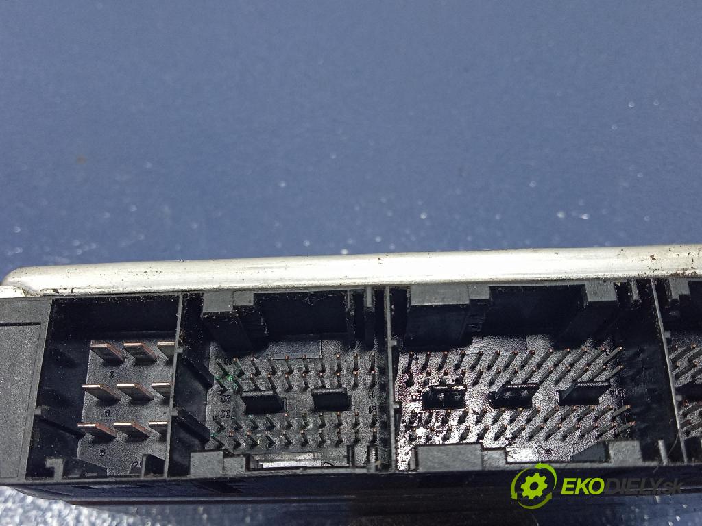 Mercedes-benz Sprinter 2004 riadiaca jednotka Motor: A6121537279