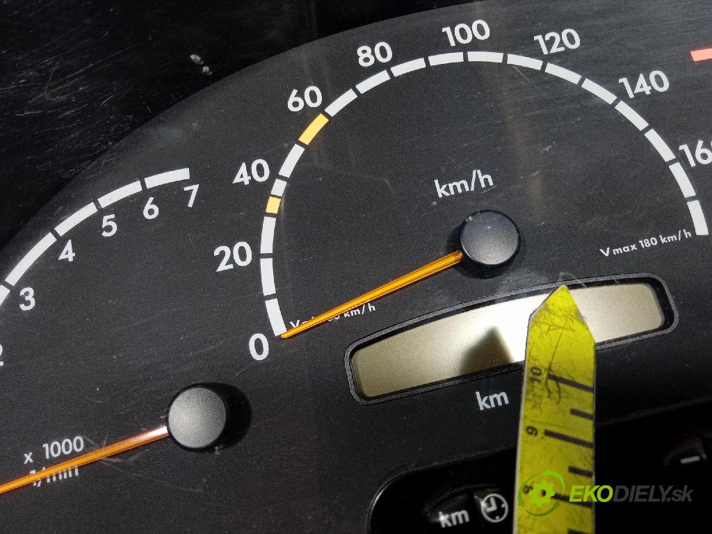 Mercedes-benz Sprinter 2004 Přístrojová deska A0014468521