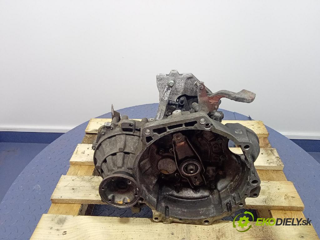 Volkswagen Golf 2004 prevodovka Manualna GQQ
