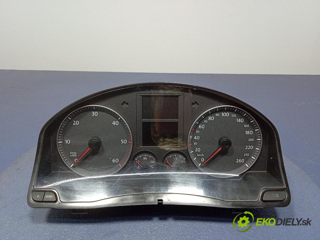 Vw Golf 2004 prístrojovka/ budíky 1K0920851H