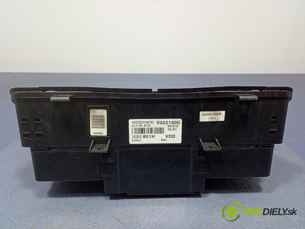 Vw Golf 2004 prístrojovka/ budíky 1K0920851H