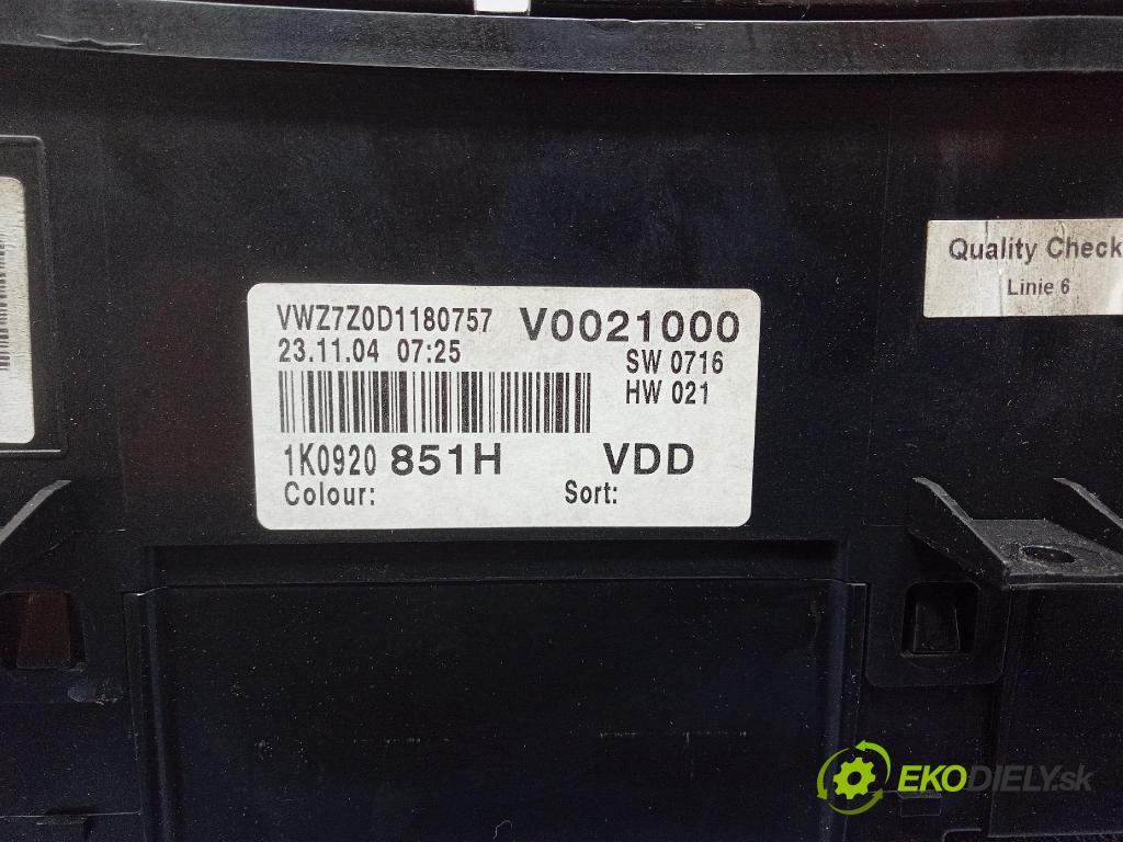 Vw Golf 2004 prístrojovka/ budíky 1K0920851H