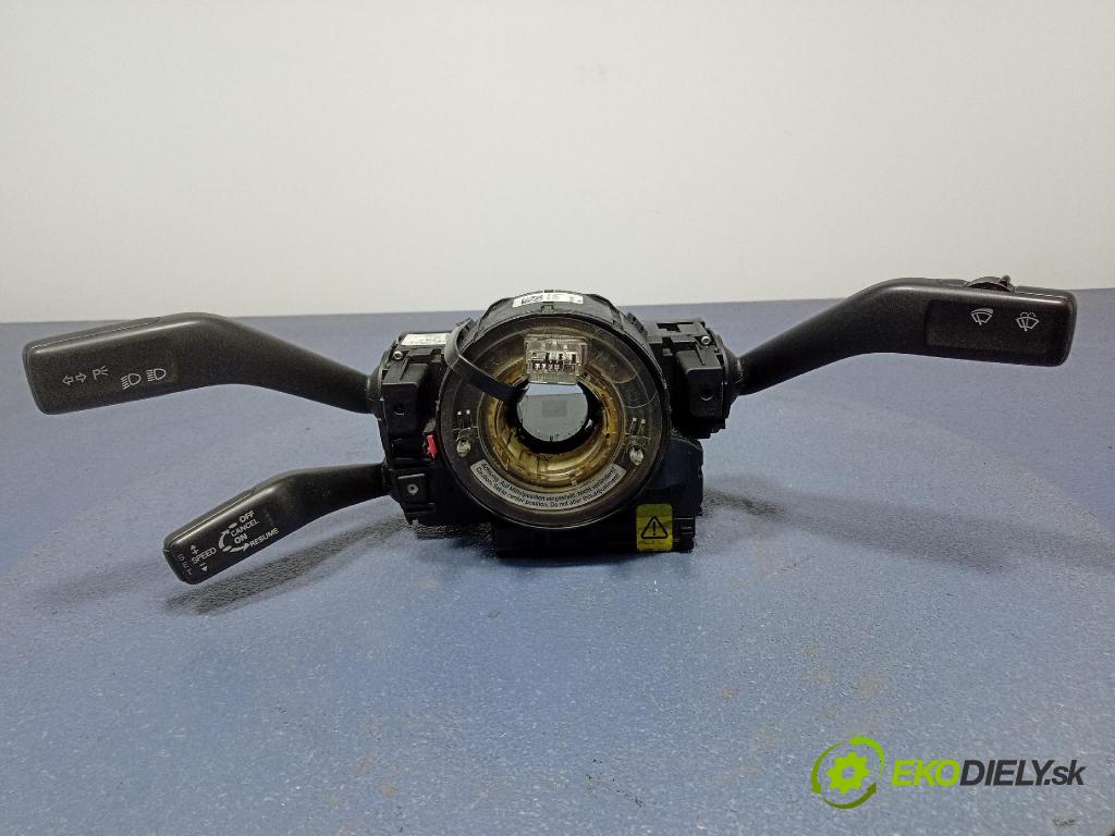 Vw Passat 2005 prepínač Komplex: 3C5953513B