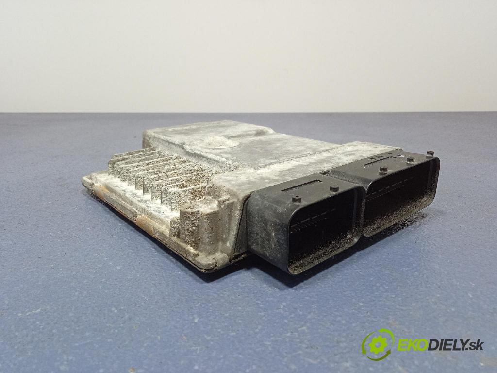 Vw Passat 2005 riadiaca jednotka Motor: 03G906018