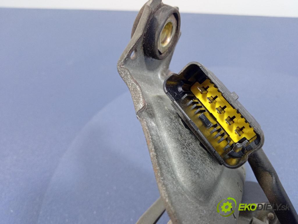 Opel Vivaro 2004 mechanismus motorek Stěrače: před 01