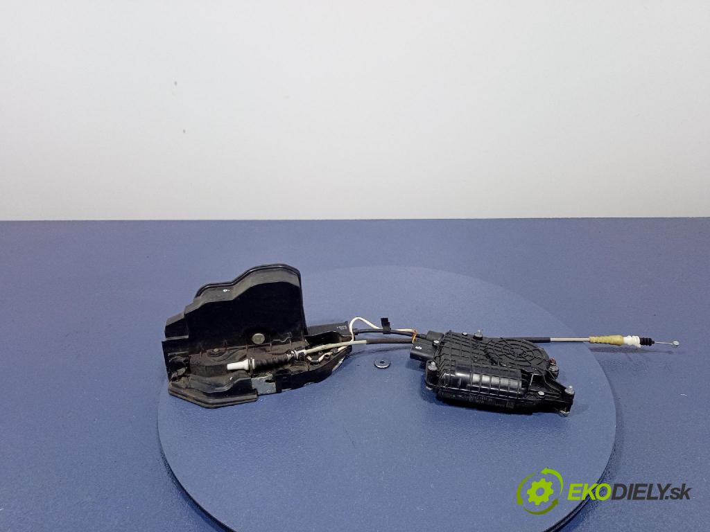 Bmw Seria 7 2010 zámek dveře před v pravo: 7185692