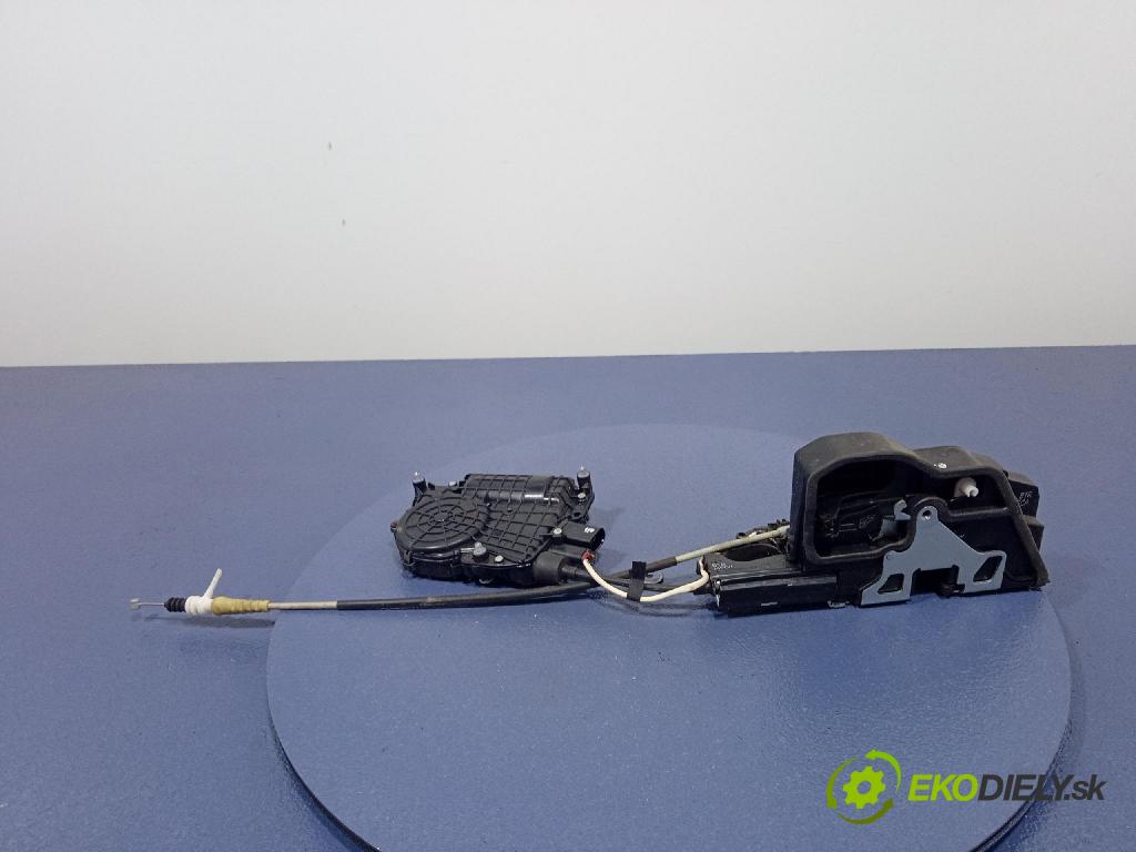 Bmw Seria 7 2010 zámek dveře před v pravo: 7185692