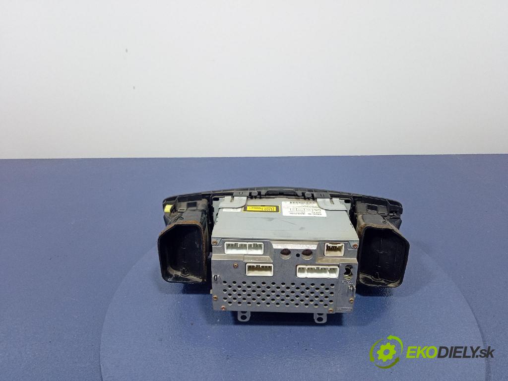 Toyota Corolla 2003 Radio I Navigácia: 86120-02260