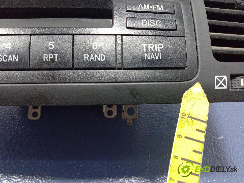 Toyota Corolla 2003 Radio I Navigácia: 86120-02260