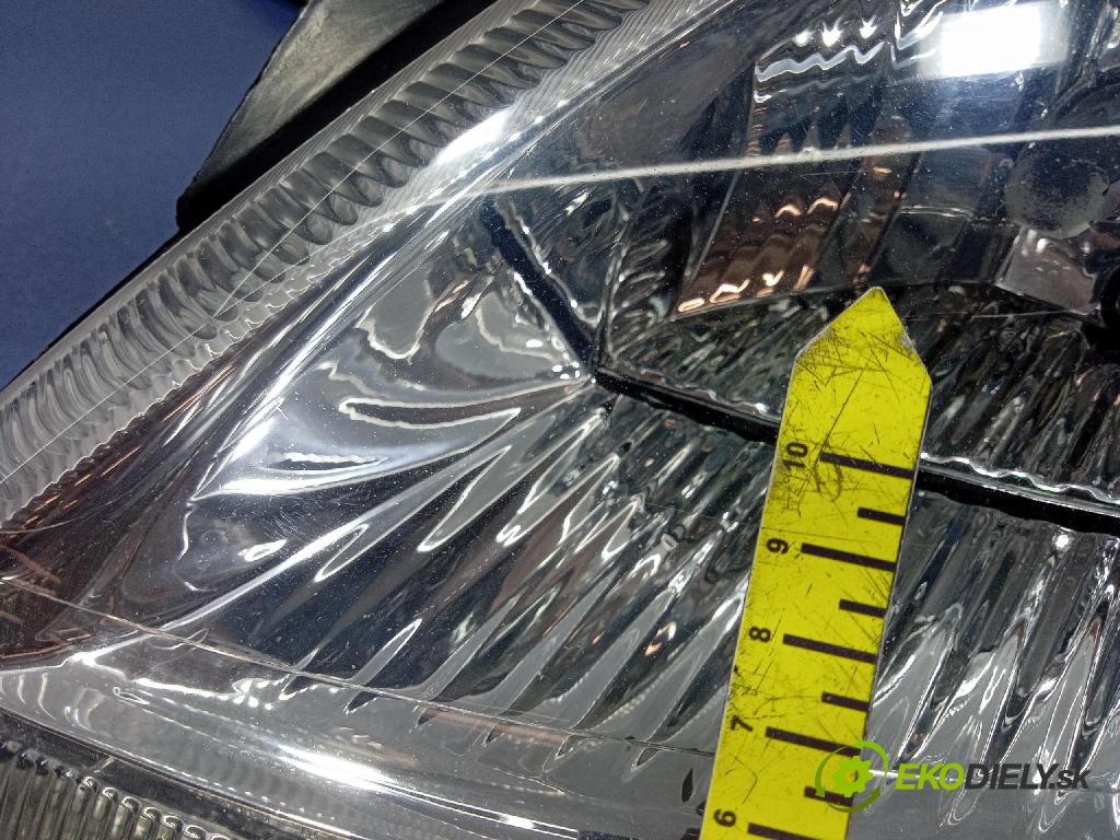 Citroen C3 2008 Reflektor: Vľavo: 08-552-1117L