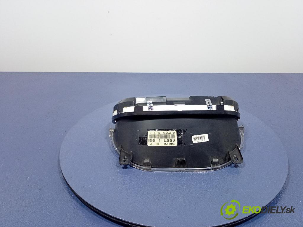 Fiat Punto 2009 Přístrojová deska 51828071