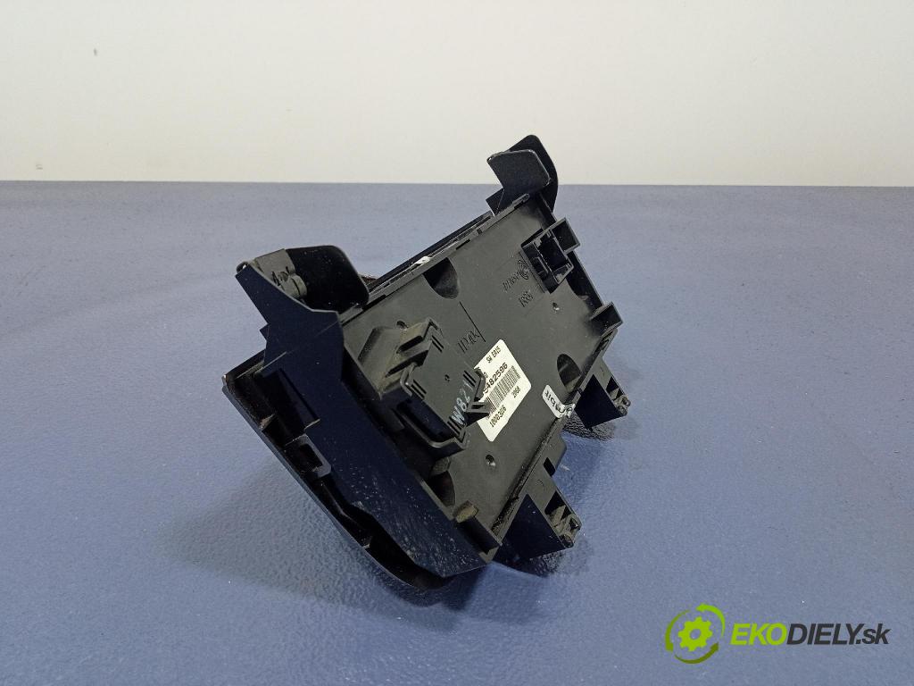 Fiat Punto 2009 prepínač Klimatizácia: Prúd vzduchu: 735482596