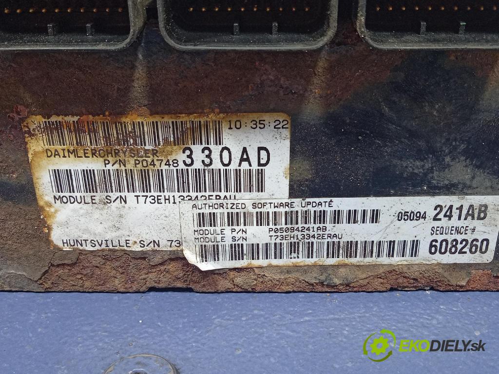 Chrysler Pacifica 2005 riadiaca jednotka Motor: P04748330AD