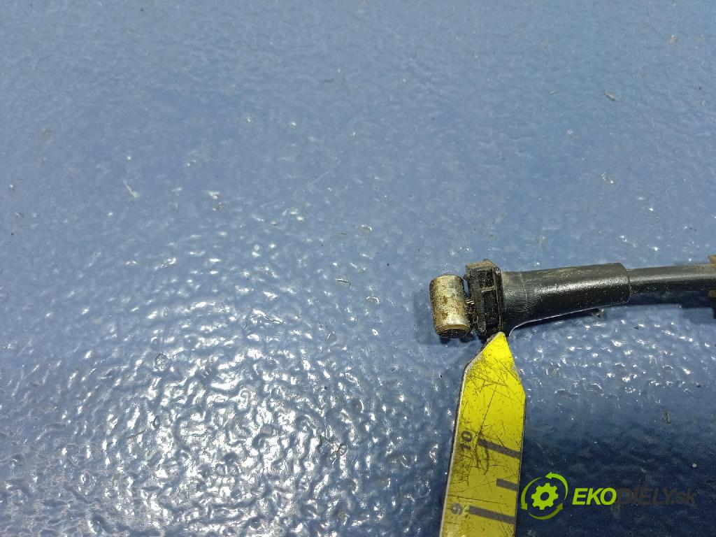 Volvo V70 1998 zámek dveře před Levý: P9203636