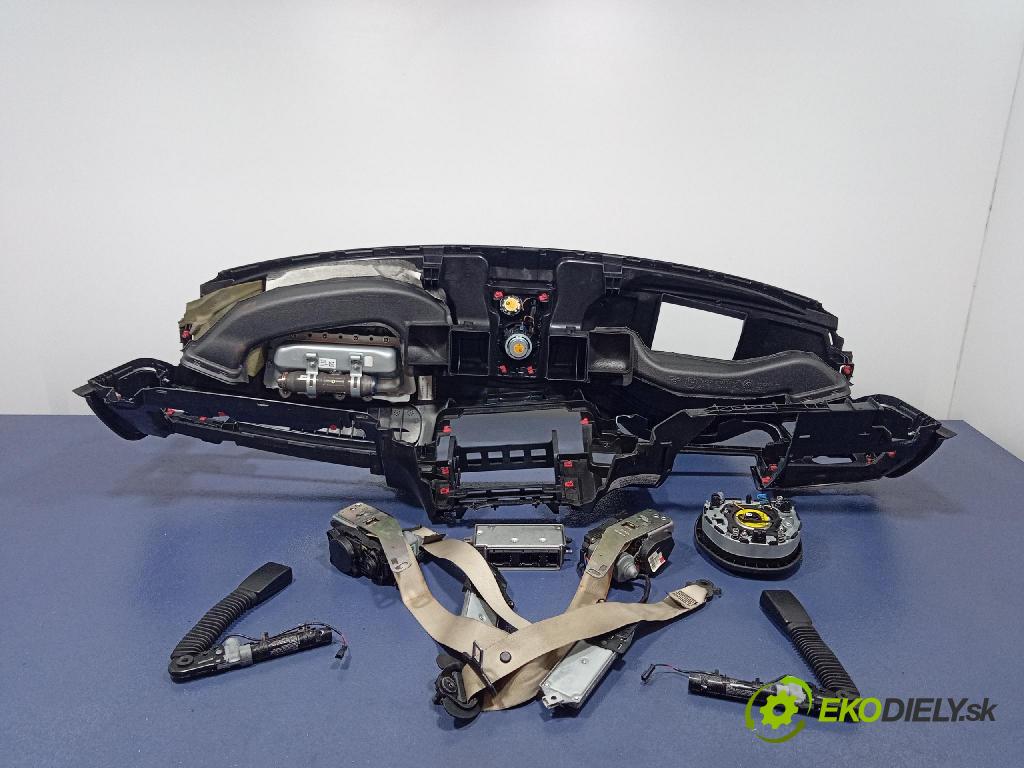 Bmw Seria 7 2010 kokpit,přistrojova deska 9173637