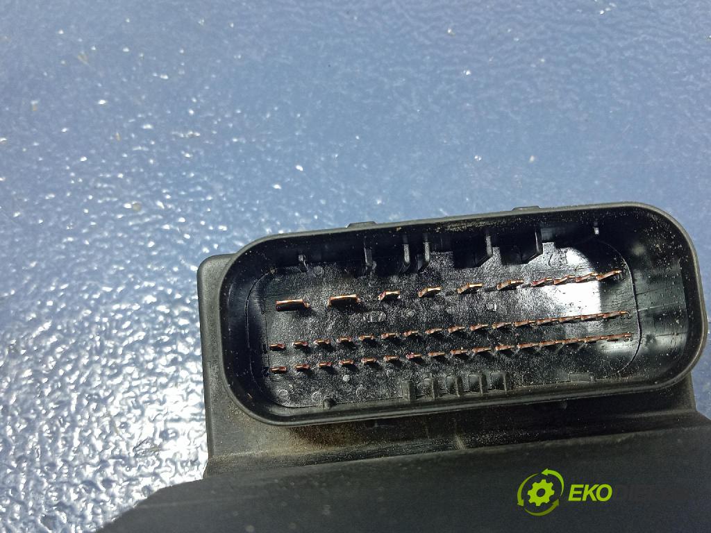 Vw Passat 2003 čerpadlo ABS x 4B0614517G