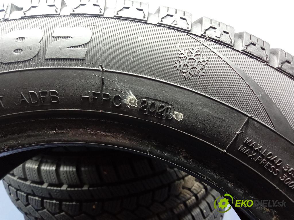 Toyota Yaris 2007 pneumatiky: Zima 6953913126685