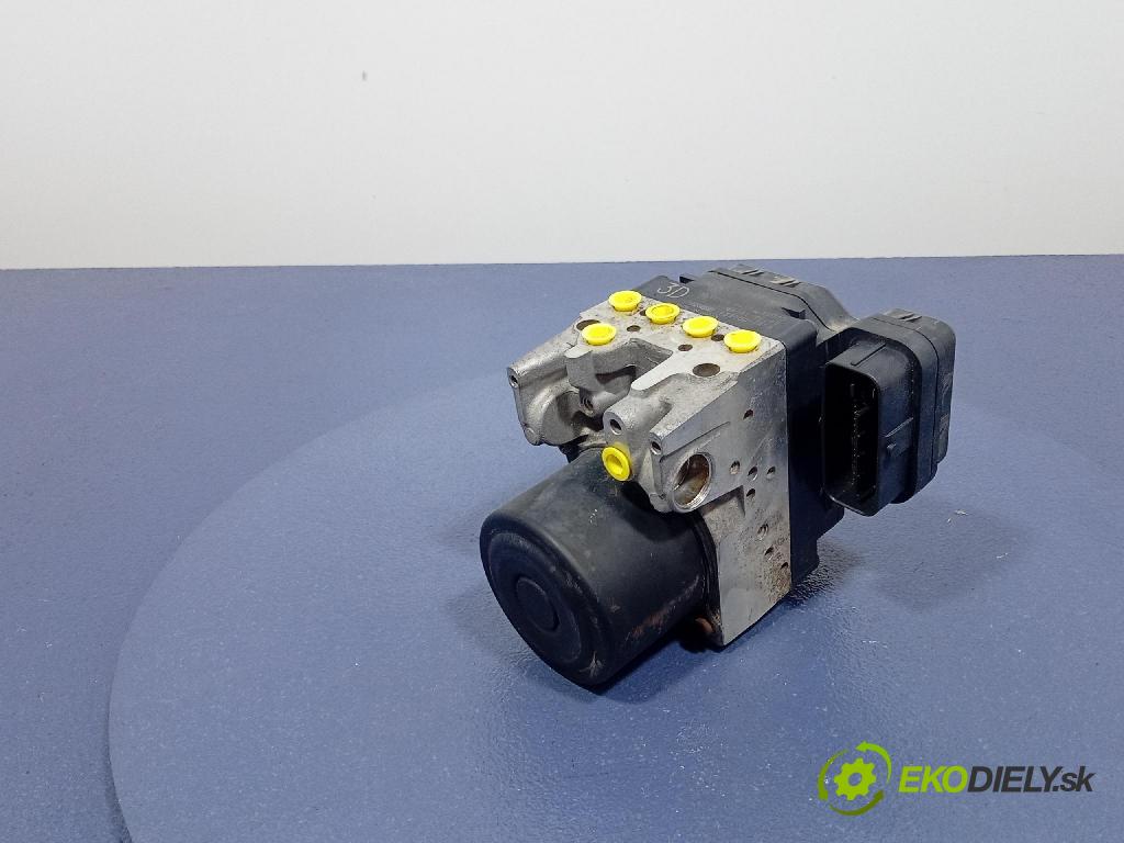 Toyota Rav4 2003 čerpadlo ABS x 44540-42040