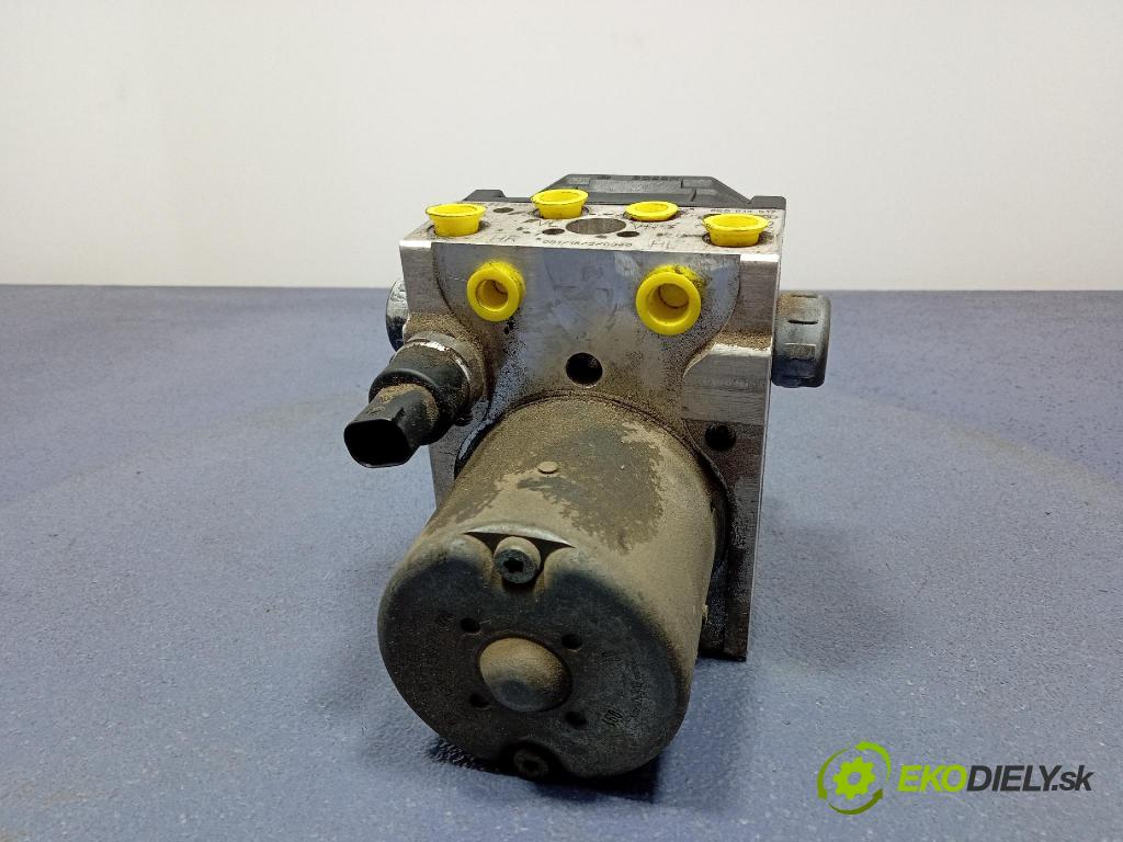 Audi A4 2001 čerpadlo ABS x 8E0614517